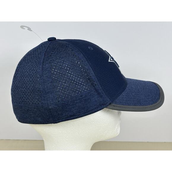 New Era 39THIRTY Dallas Cowboys NFL Equipment Stretch Fit Hat Blue - Picture 2 of 8
